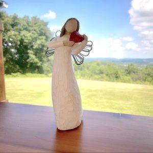 Willow Tree Vintage Figurine Angel Of The Heart